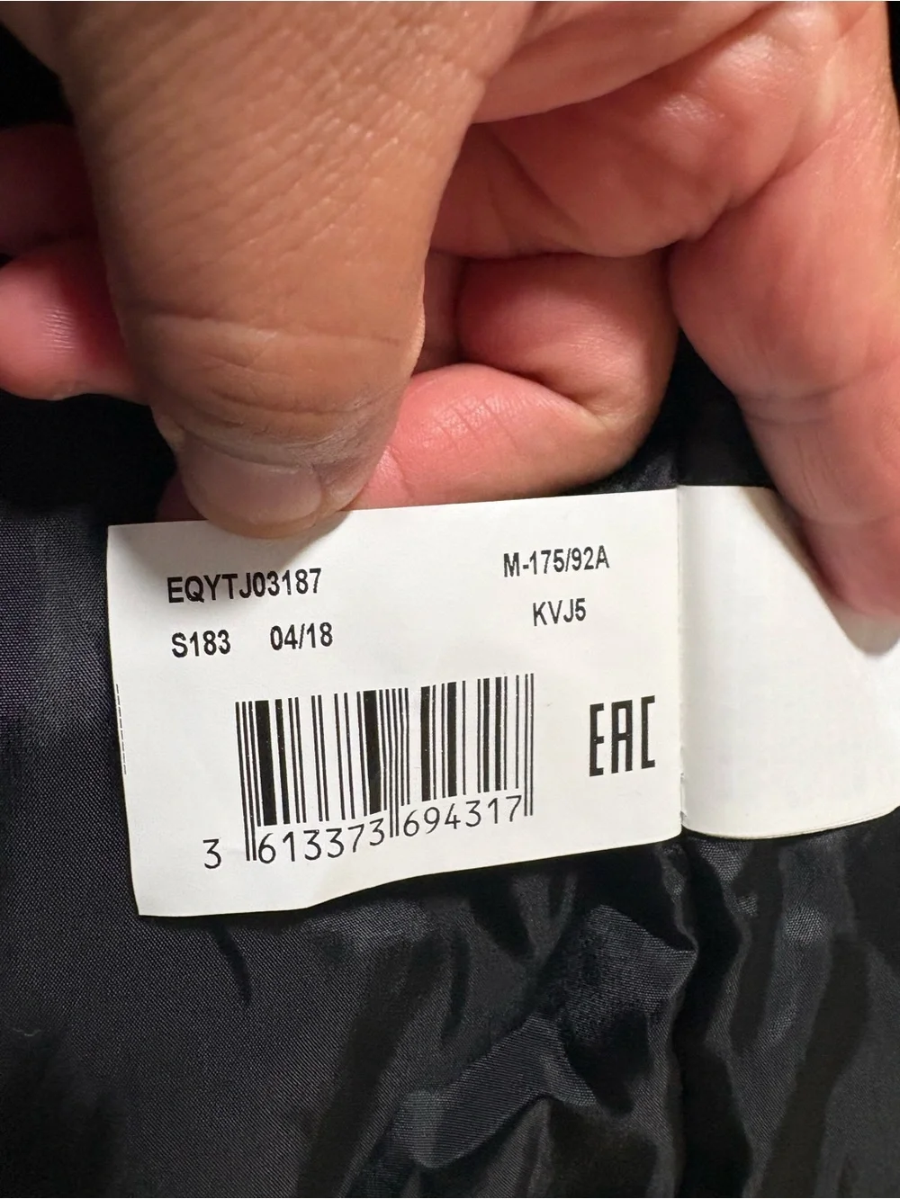 Quiksilver Snowboarding Jacket Men’s Medium,Made in Indonesia